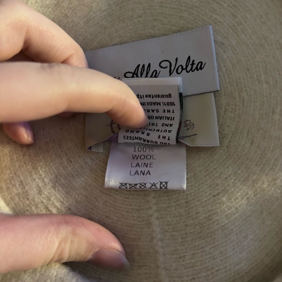 Italian Bejeweled Beret 100% Wool - Picture 4 of 7